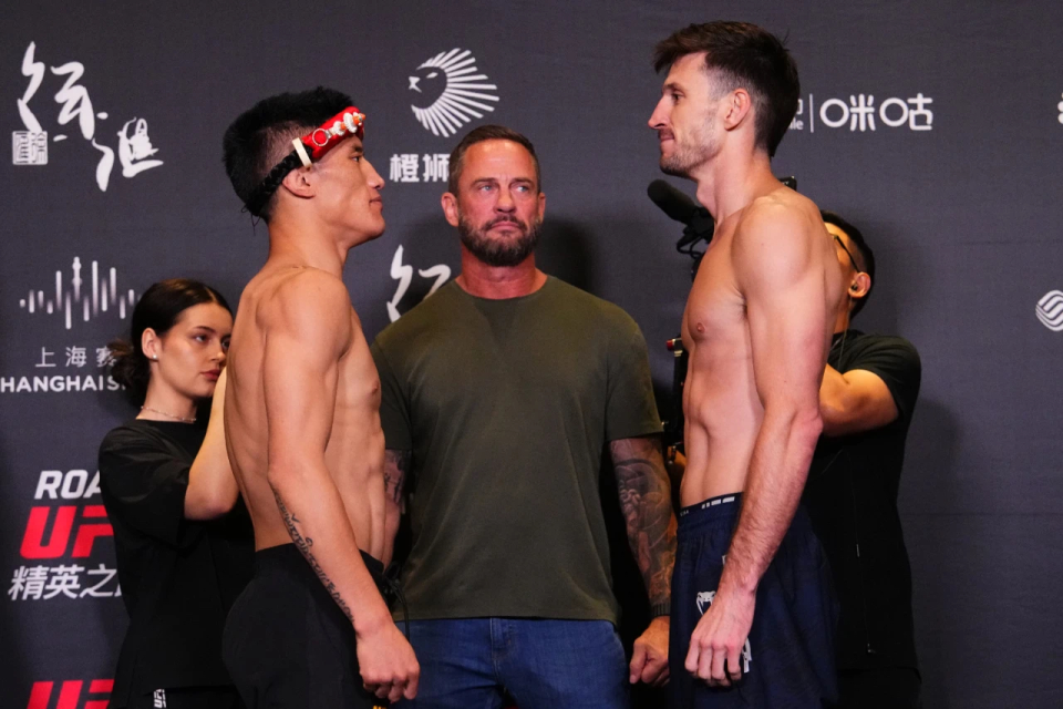 bt, 双方拳腿往, 此时时间仅