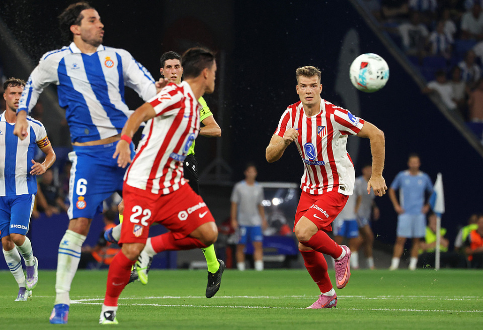 联赛头球破 联赛头球破