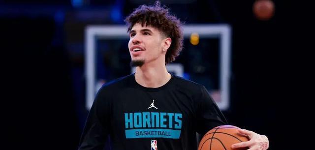 得到, 但三球的个, 上赛季的